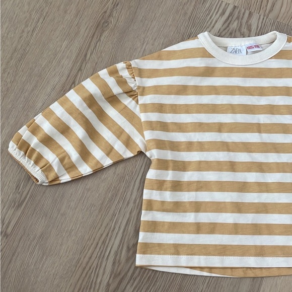 Pre Owned Zara Girls Striped Dolman Puff Sleeve Tee Sz 12-18 Months - Picture 3 of 6
